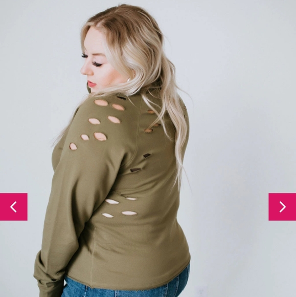 Distressed Kynlee Sweater - Picture 2 of 9